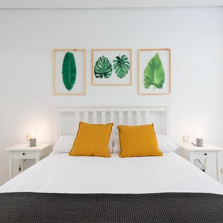 Beachfront House In Palmas With Terrace Holiday home *