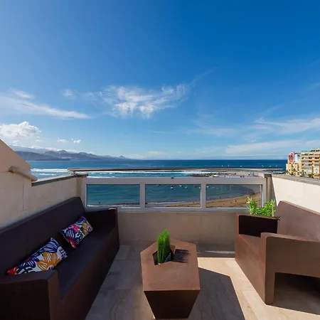 Beachfront House In Palmas With Terrace Holiday home *